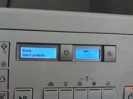 bbbc29f560aae701c3bb87f903cf0144a768c679761efda720a7c69e66238af8.jpg